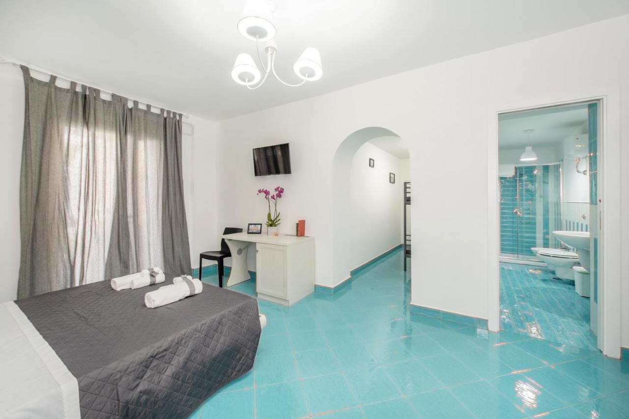 La Casa Del Pozzo Vecchio Bed & Breakfast Procida Exterior foto